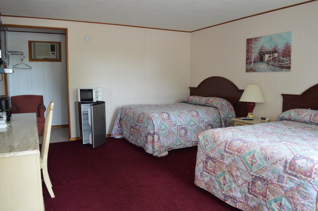 Summer Breeze Resort ウィスコンシン デルズ 部屋 写真