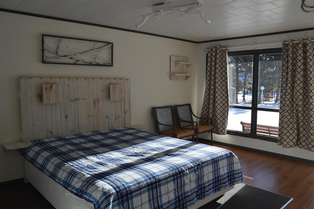 Summer Breeze Resort ウィスコンシン デルズ エクステリア 写真