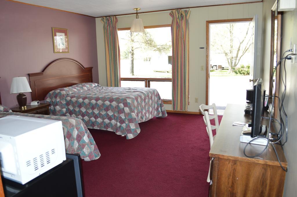 Summer Breeze Resort ウィスコンシン デルズ エクステリア 写真